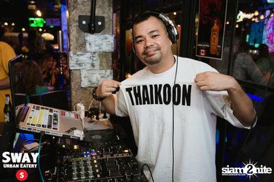 2nd Year anniversary Bash ที่ร้าน สเวย์, ทองหล่อซอย 10 — photo 97