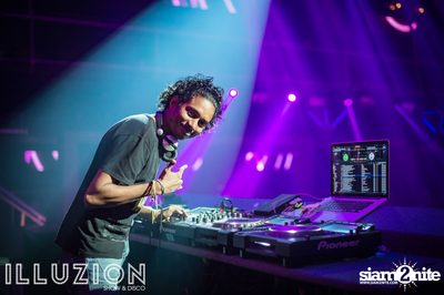 The Notorious Friday at Illuzion Discoteque — photo 30