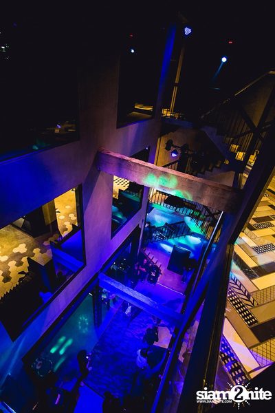 Red Bull Canvas Cooler Thailand 2015 at Iconic Studio — photo 35