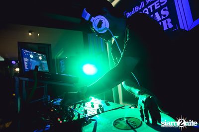 Red Bull Canvas Cooler Thailand 2015 at Iconic Studio — photo 44