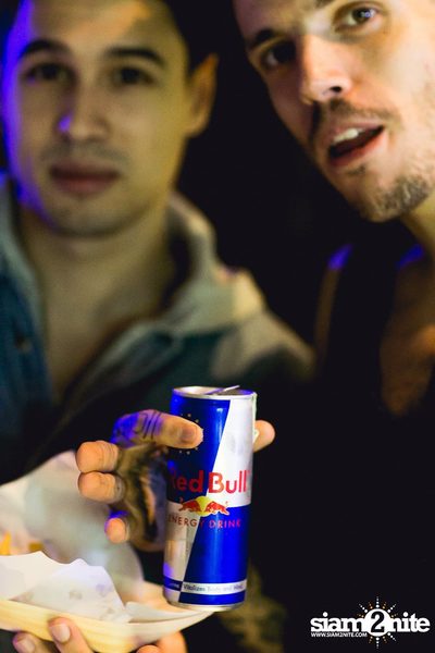 Red Bull Canvas Cooler Thailand 2015 at Iconic Studio — photo 55