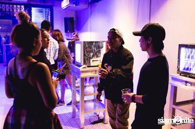 Red Bull Canvas Cooler Thailand 2015 at Iconic Studio — photo 85