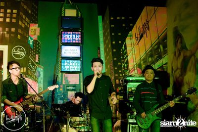 Cocktail Concert at BottomsUp, Thonglor — photo 24