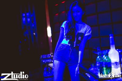 Grey Goose นำเสนอ TGIF : Sidney Samson ที่ สตูดิโอ ไลฟ์ ฮอลล์ — photo 10