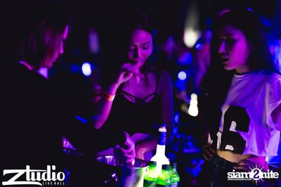 Grey Goose นำเสนอ TGIF : Sidney Samson ที่ สตูดิโอ ไลฟ์ ฮอลล์ — photo 14