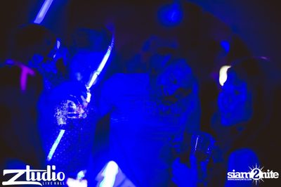 Grey Goose นำเสนอ TGIF : Sidney Samson ที่ สตูดิโอ ไลฟ์ ฮอลล์ — photo 24
