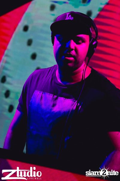 Grey Goose นำเสนอ TGIF : Sidney Samson ที่ สตูดิโอ ไลฟ์ ฮอลล์ — photo 44