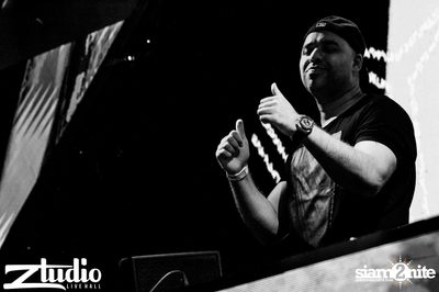 Grey Goose นำเสนอ TGIF : Sidney Samson ที่ สตูดิโอ ไลฟ์ ฮอลล์ — photo 54
