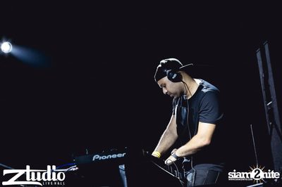 Grey Goose นำเสนอ TGIF : Sidney Samson ที่ สตูดิโอ ไลฟ์ ฮอลล์ — photo 57
