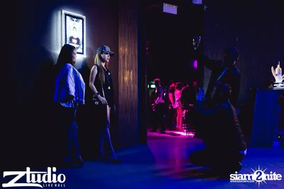 Grey Goose นำเสนอ TGIF : Sidney Samson ที่ สตูดิโอ ไลฟ์ ฮอลล์ — photo 67