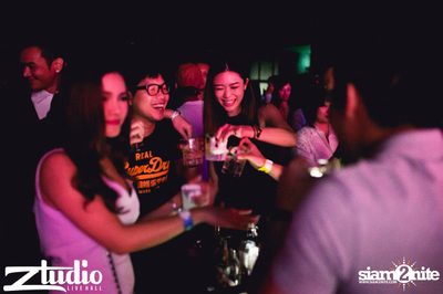 Grey Goose นำเสนอ TGIF : Sidney Samson ที่ สตูดิโอ ไลฟ์ ฮอลล์ — photo 90