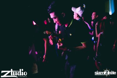 Grey Goose นำเสนอ TGIF : Sidney Samson ที่ สตูดิโอ ไลฟ์ ฮอลล์ — photo 91