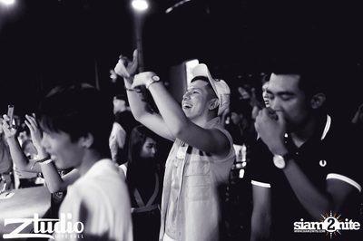 Grey Goose นำเสนอ TGIF : Sidney Samson ที่ สตูดิโอ ไลฟ์ ฮอลล์ — photo 96