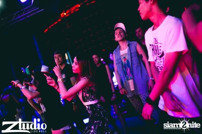Grey Goose นำเสนอ TGIF : Sidney Samson ที่ สตูดิโอ ไลฟ์ ฮอลล์ — photo 97