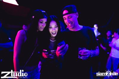 Grey Goose นำเสนอ TGIF : Sidney Samson ที่ สตูดิโอ ไลฟ์ ฮอลล์ — photo 99