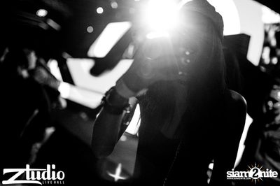 Grey Goose นำเสนอ TGIF : Sidney Samson ที่ สตูดิโอ ไลฟ์ ฮอลล์ — photo 104