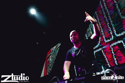 Grey Goose นำเสนอ TGIF : Sidney Samson ที่ สตูดิโอ ไลฟ์ ฮอลล์ — photo 107