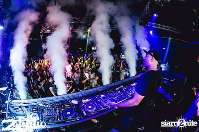 Grey Goose นำเสนอ TGIF : Sidney Samson ที่ สตูดิโอ ไลฟ์ ฮอลล์ — photo 136