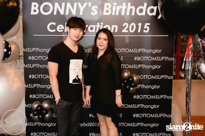 Saturday Night at BottomsUp, Thonglor — photo 2