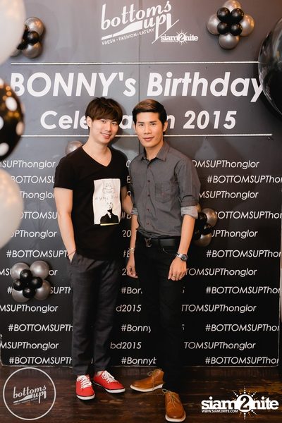 Saturday Night at BottomsUp, Thonglor — photo 4