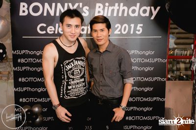 Saturday Night at BottomsUp, Thonglor — photo 5