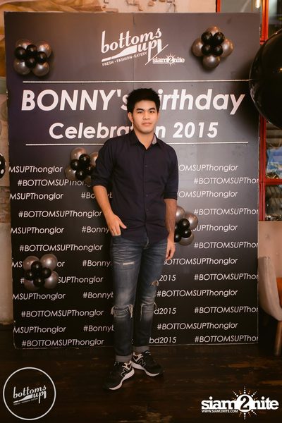Saturday Night at BottomsUp, Thonglor — photo 13