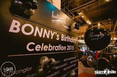 Saturday Night at BottomsUp, Thonglor — photo 18