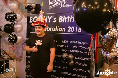 Saturday Night at BottomsUp, Thonglor — photo 23