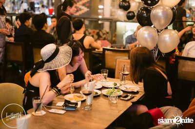 Saturday Night at BottomsUp, Thonglor — photo 32