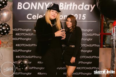 Saturday Night at BottomsUp, Thonglor — photo 35