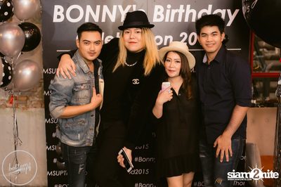 Saturday Night at BottomsUp, Thonglor — photo 39