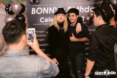 Saturday Night at BottomsUp, Thonglor — photo 40