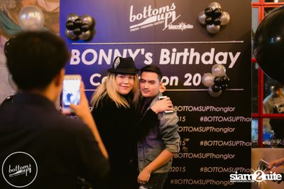Saturday Night at BottomsUp, Thonglor — photo 42