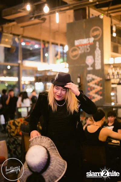 Saturday Night at BottomsUp, Thonglor — photo 44