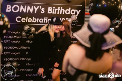 Saturday Night at BottomsUp, Thonglor — photo 45