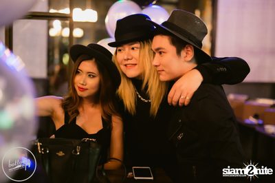 Saturday Night at BottomsUp, Thonglor — photo 65