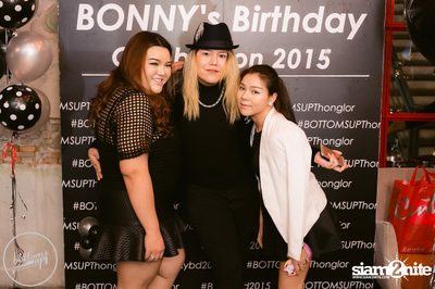 Saturday Night at BottomsUp, Thonglor — photo 72