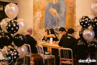 Saturday Night at BottomsUp, Thonglor — photo 81