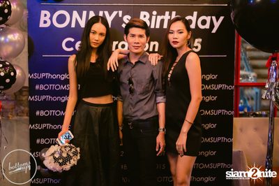 Saturday Night at BottomsUp, Thonglor — photo 89