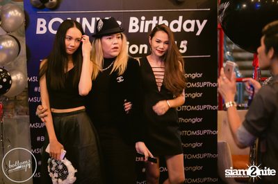 Saturday Night at BottomsUp, Thonglor — photo 98