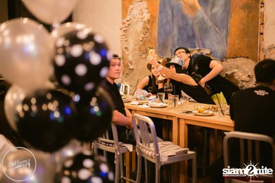 Saturday Night at BottomsUp, Thonglor — photo 103