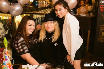 Saturday Night at BottomsUp, Thonglor — photo 105