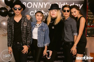 Saturday Night at BottomsUp, Thonglor — photo 107