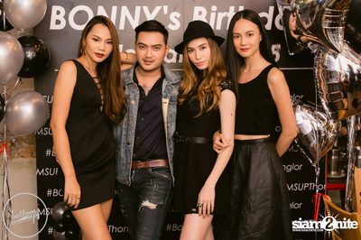 Saturday Night at BottomsUp, Thonglor — photo 163
