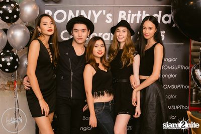 Saturday Night at BottomsUp, Thonglor — photo 165
