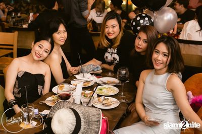 Saturday Night at BottomsUp, Thonglor — photo 172