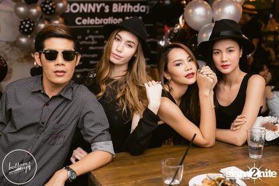 Saturday Night at BottomsUp, Thonglor — photo 177