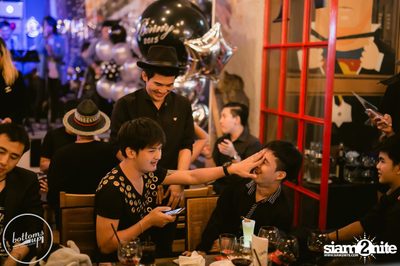 Saturday Night at BottomsUp, Thonglor — photo 190