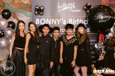 Saturday Night at BottomsUp, Thonglor — photo 192
