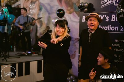 Saturday Night at BottomsUp, Thonglor — photo 212